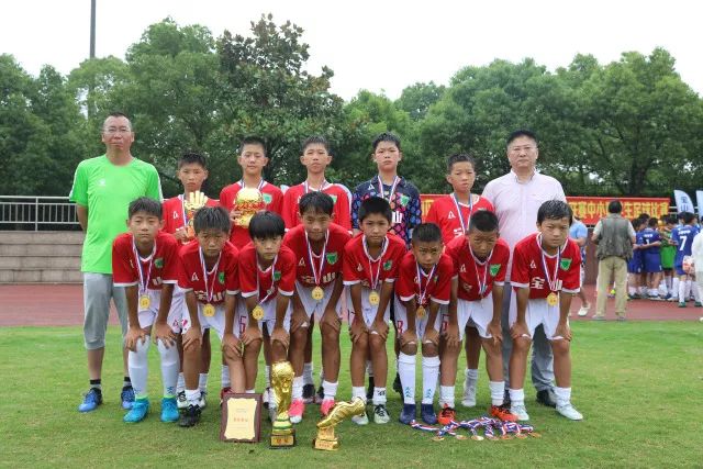 Here we go！前阿森纳锋霸低价转会
